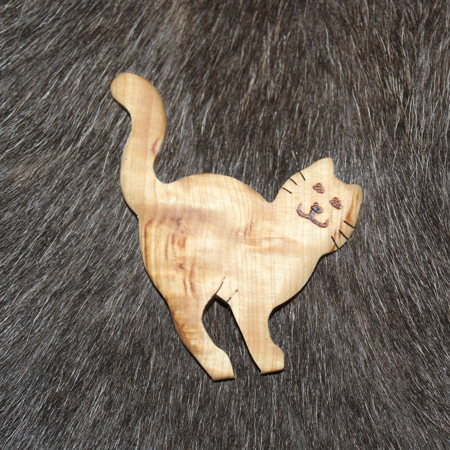 Magnet, Cat standing