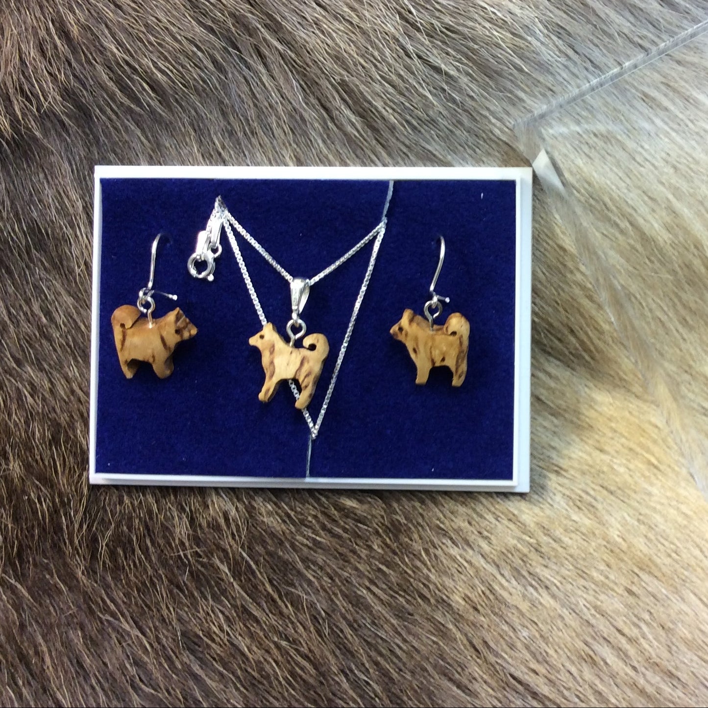 Jewelry set, Dog