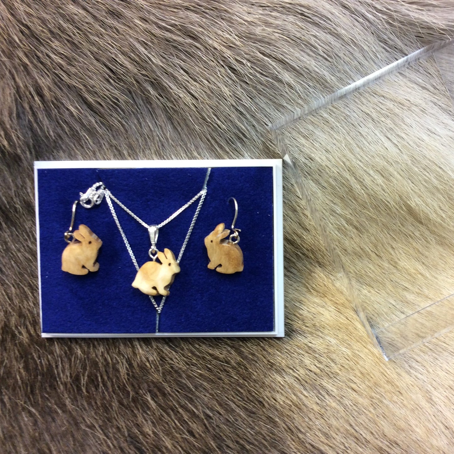 Jewelry set, Rabbit