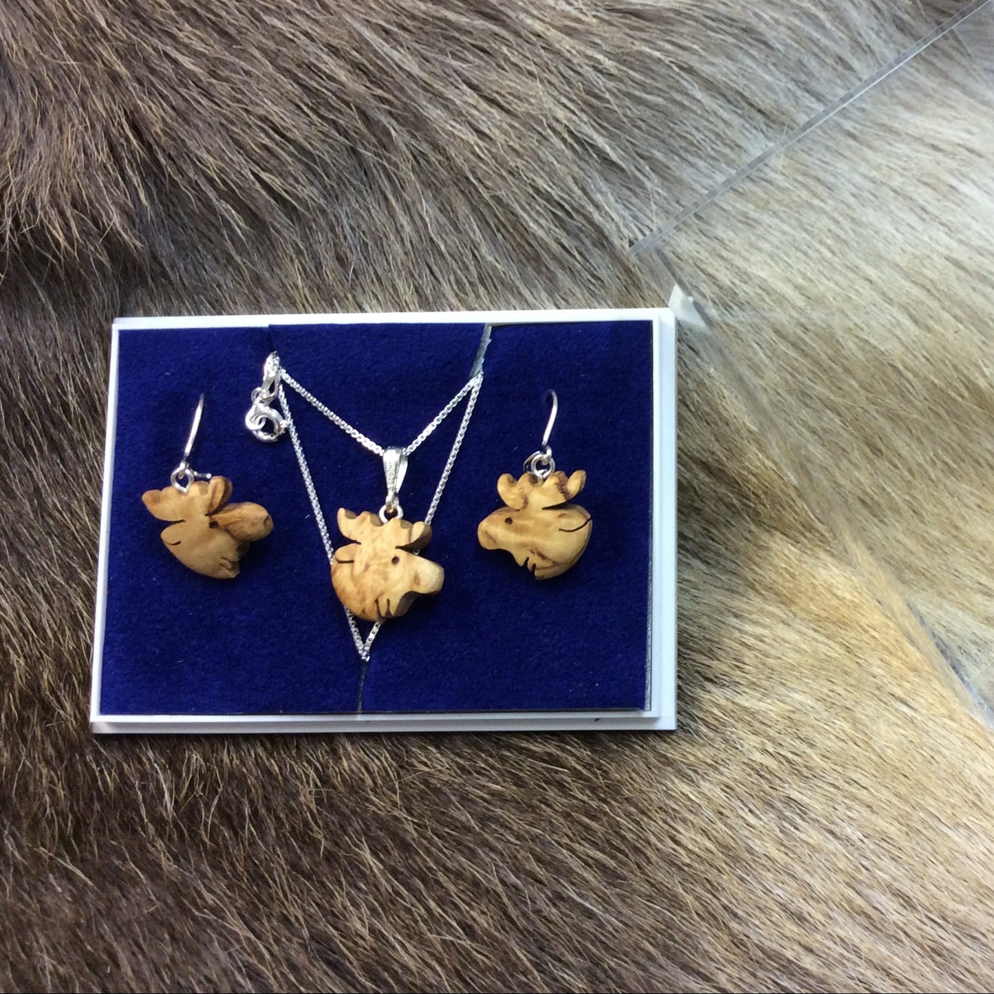 Jewelry set, Moose head