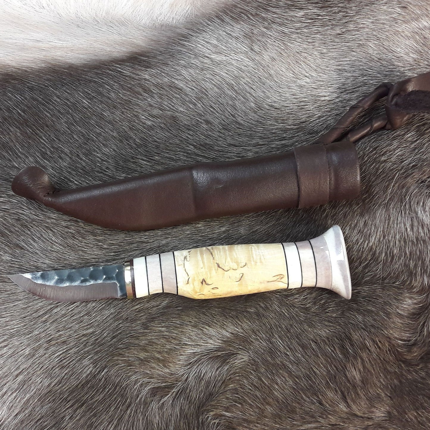 23LUX62 Luxurypuukko