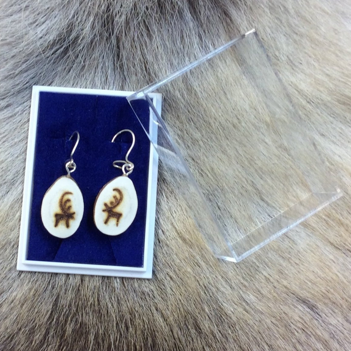 Earrings (reindeer antler)