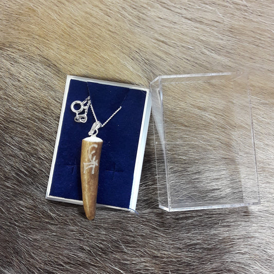 Pendant (reindeer antler)