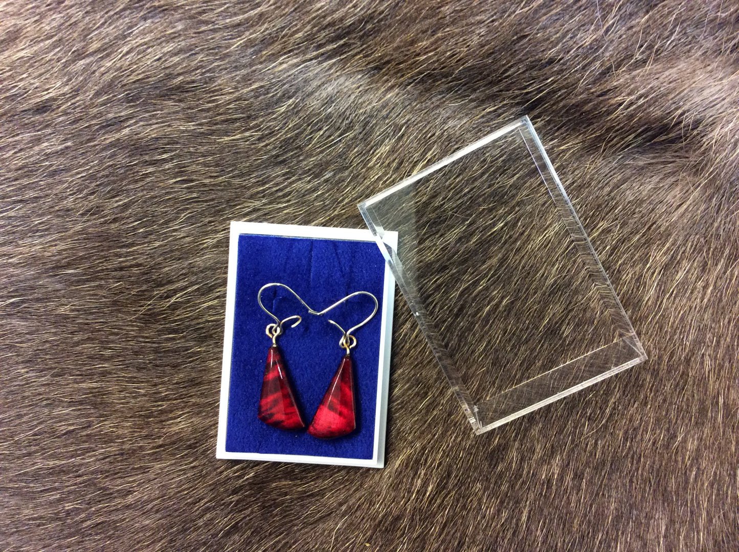 Earrings, Wine red