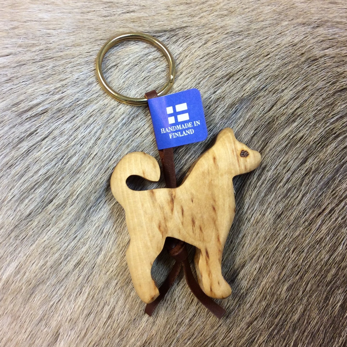 324 Pystykorva seisova avaimenperä