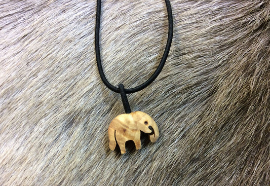 Rubberband necklace, Elephant