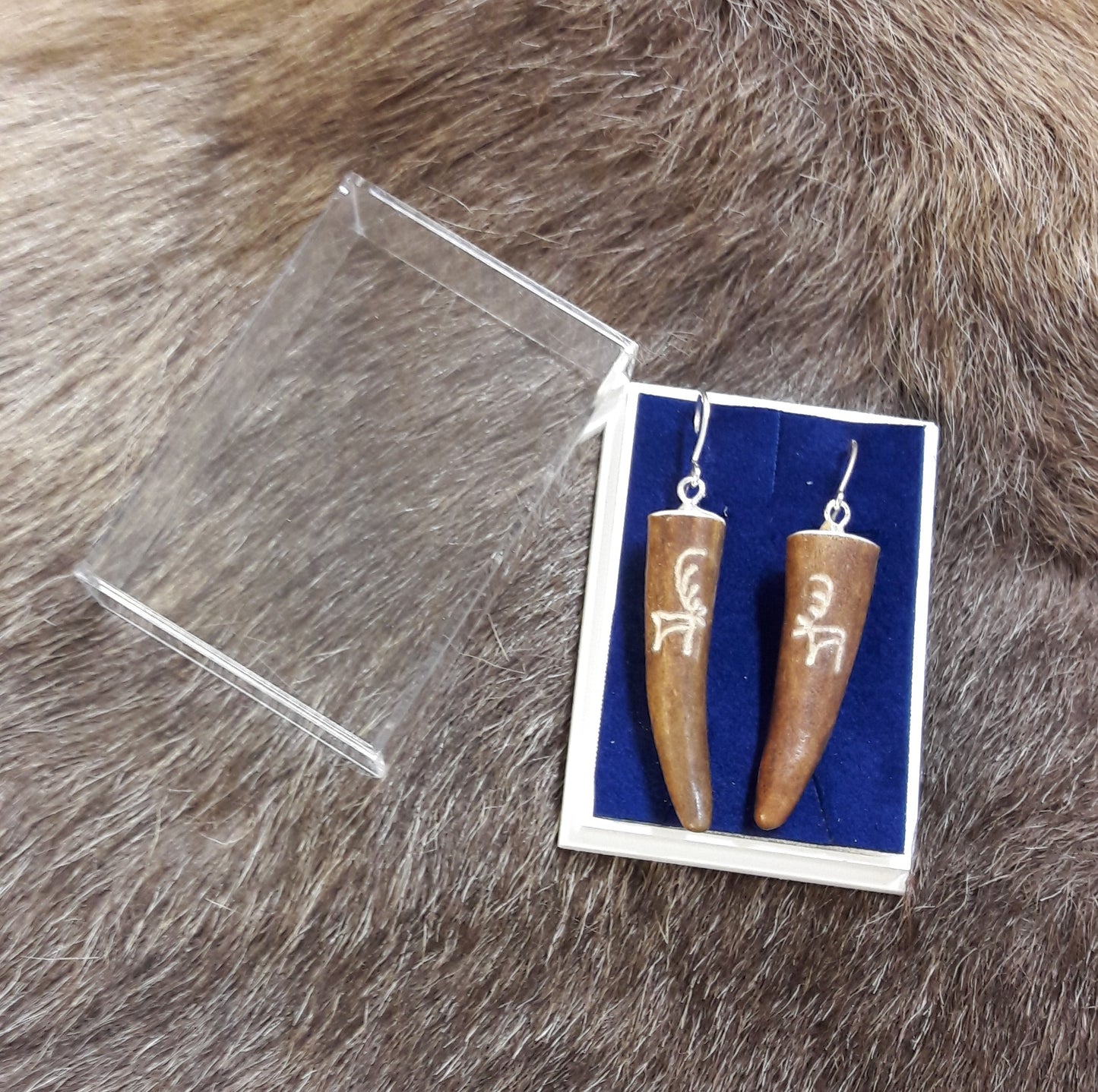 Earrings (reindeer antler)